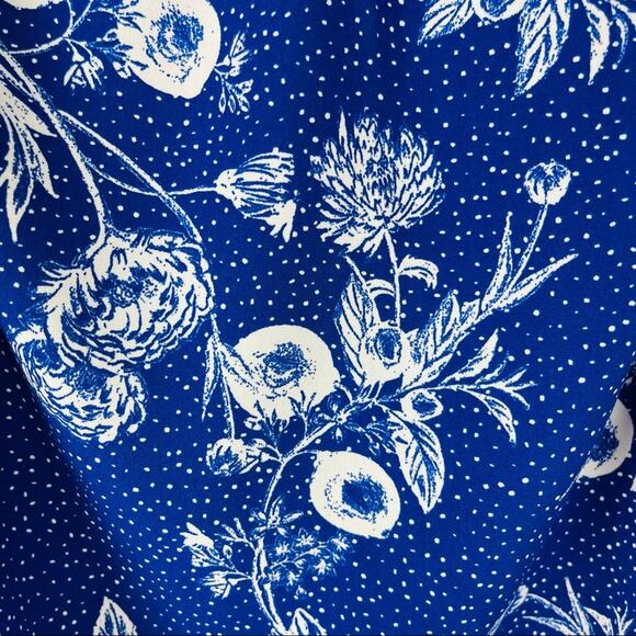 Kaari Blue white floral dot ruffle cottagecore office tank top medium - Picture 8 of 8